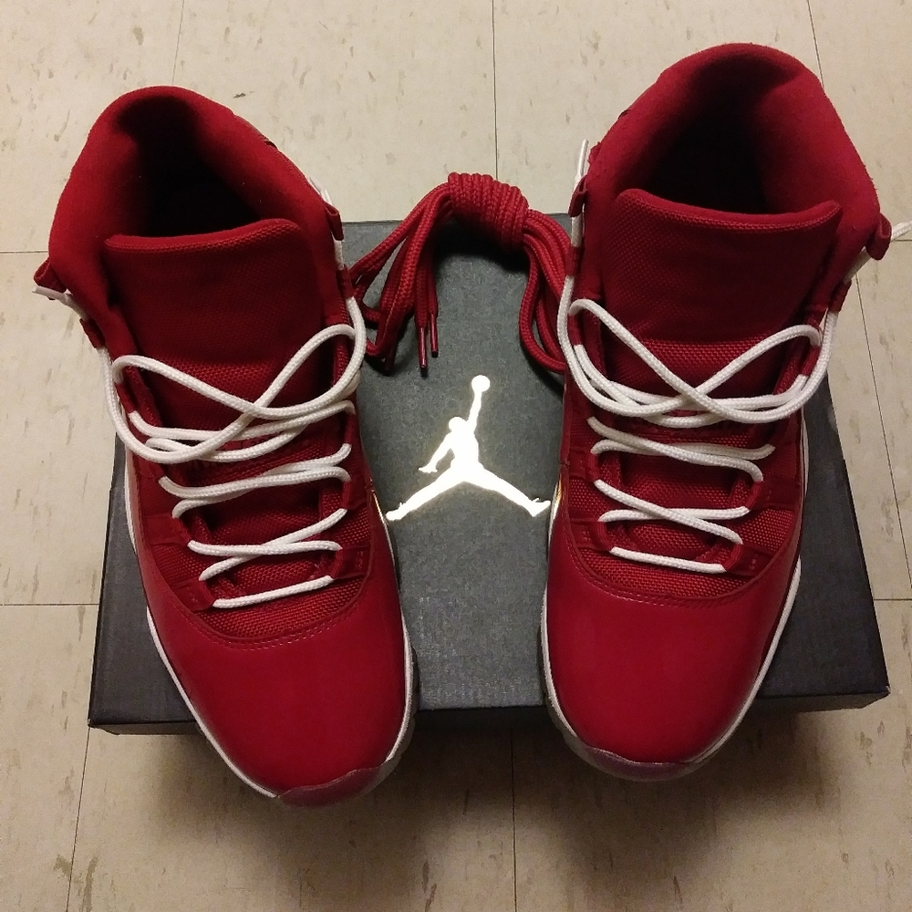 Jordan #11 Gym Red